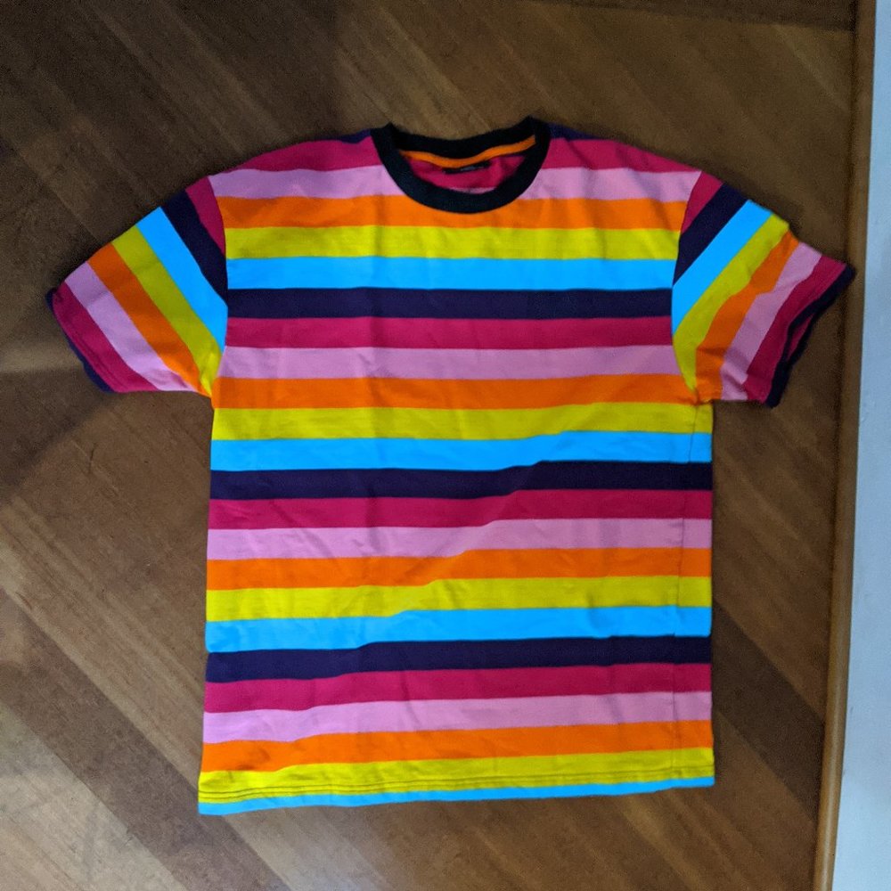 Pleasures Rainbow Men's T-Size L-Good condition